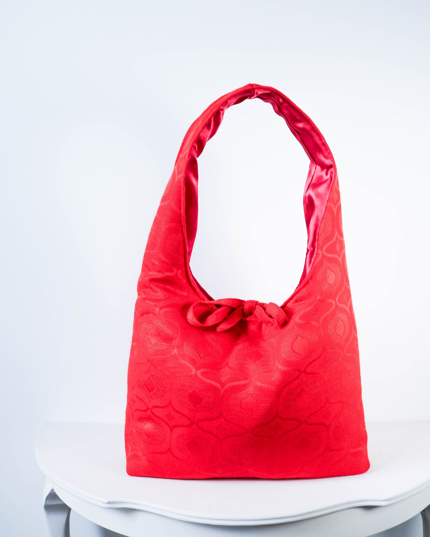 Sonia bag in retro red pattern