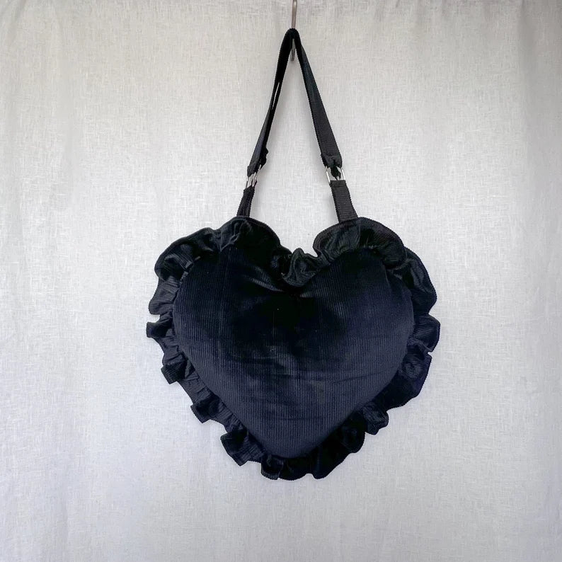 Lottie bag in black corduroy