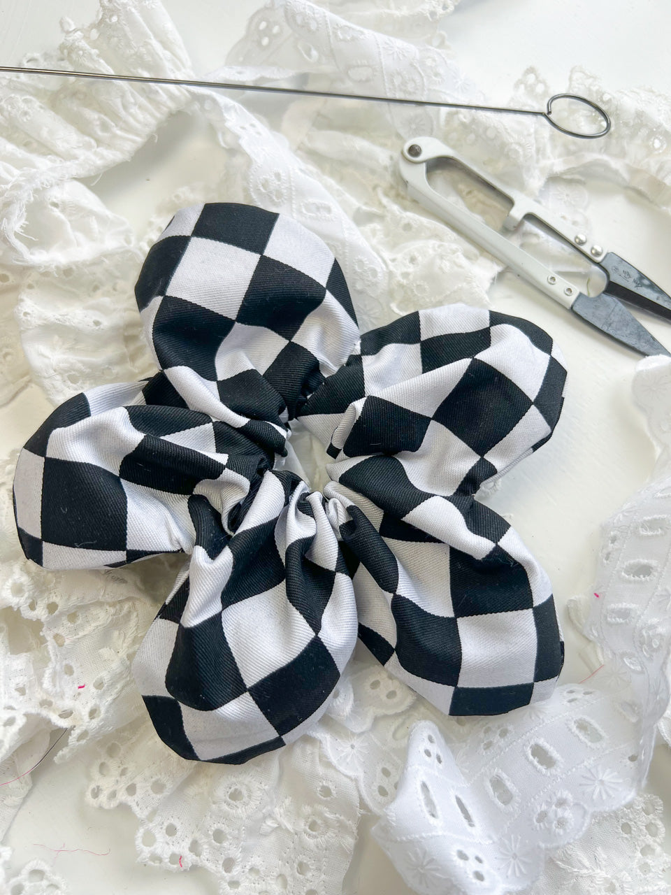 Checkerboard Oversize Flower Scrunchie