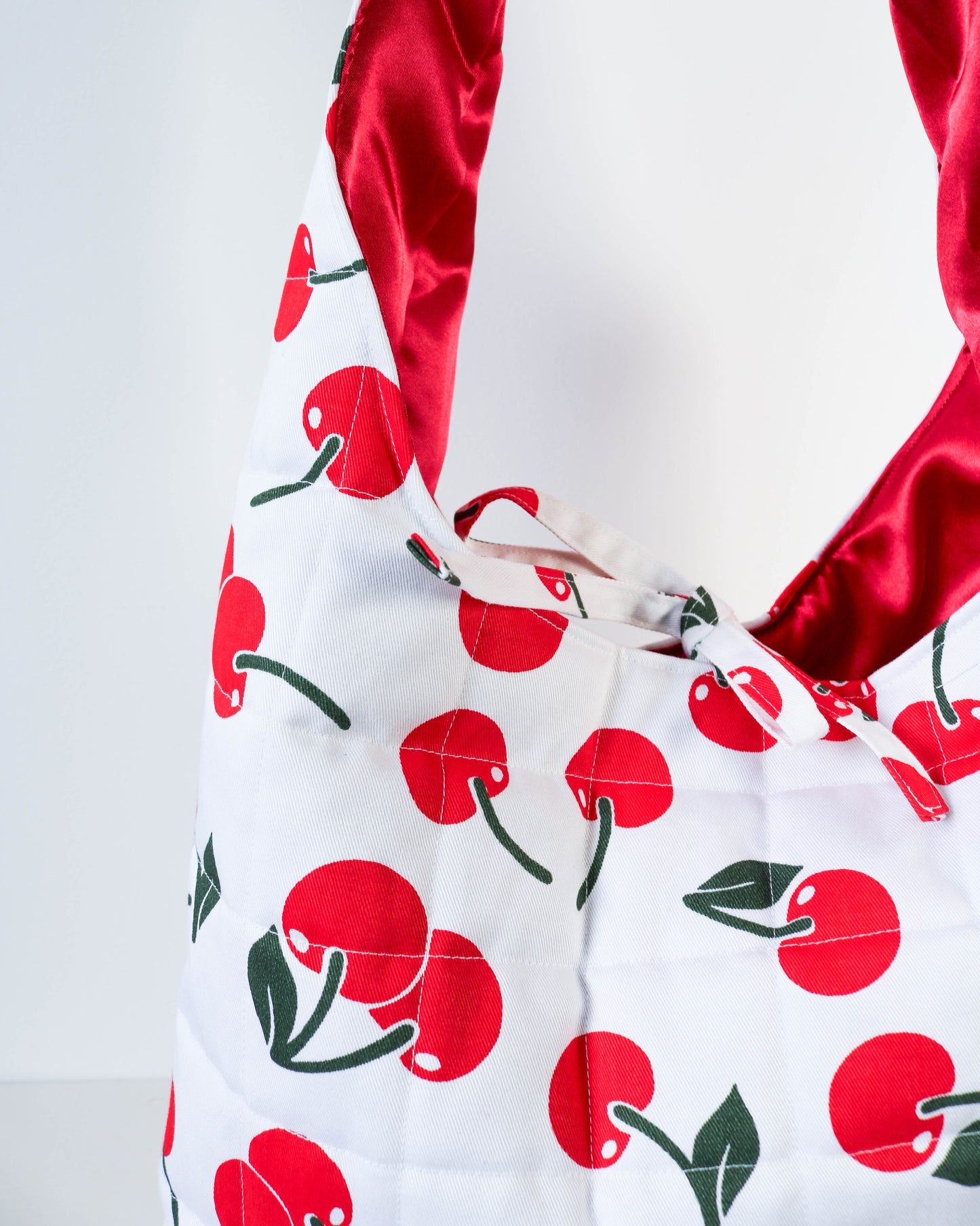 Sonia bag in cherry print - Large
