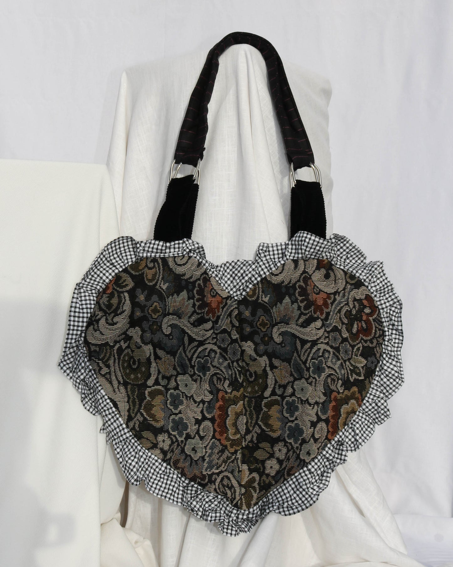 Lottie bag in patchwork tapestry - black and blue