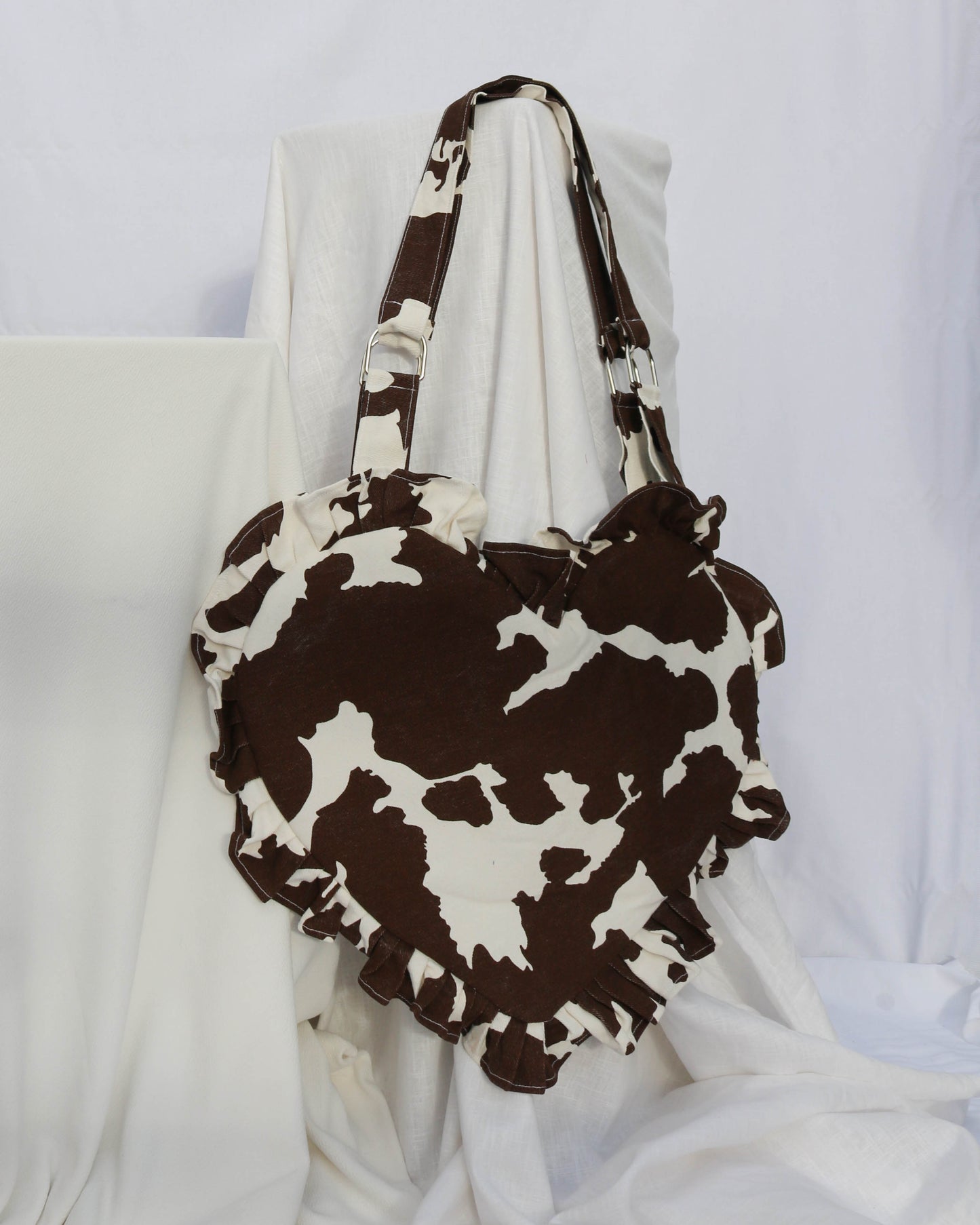 Lottie bag in cow print denim