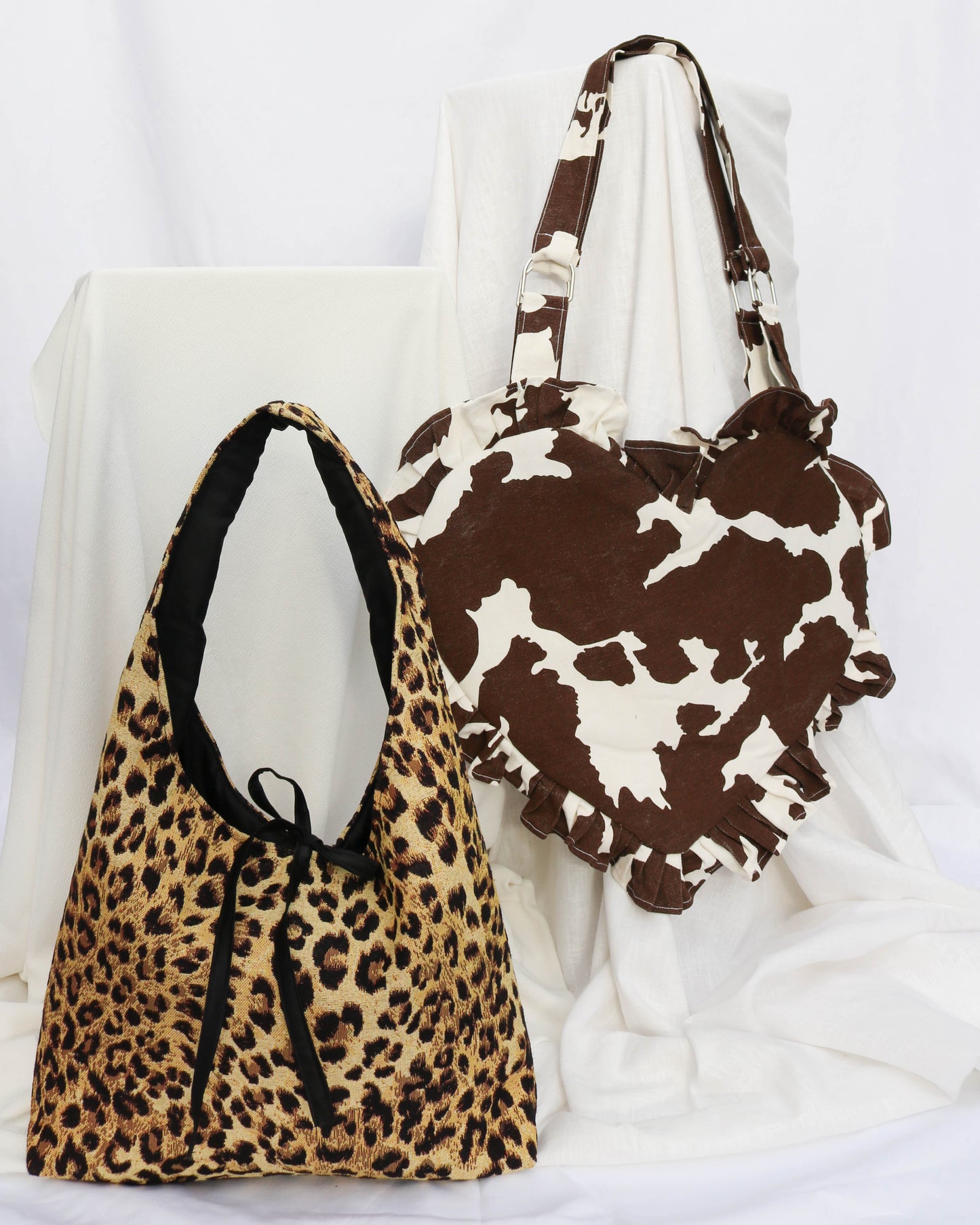 Lottie bag in cow print denim