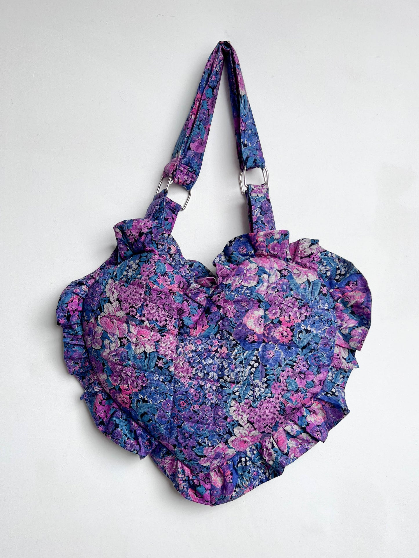 Lottie bag in purple floral