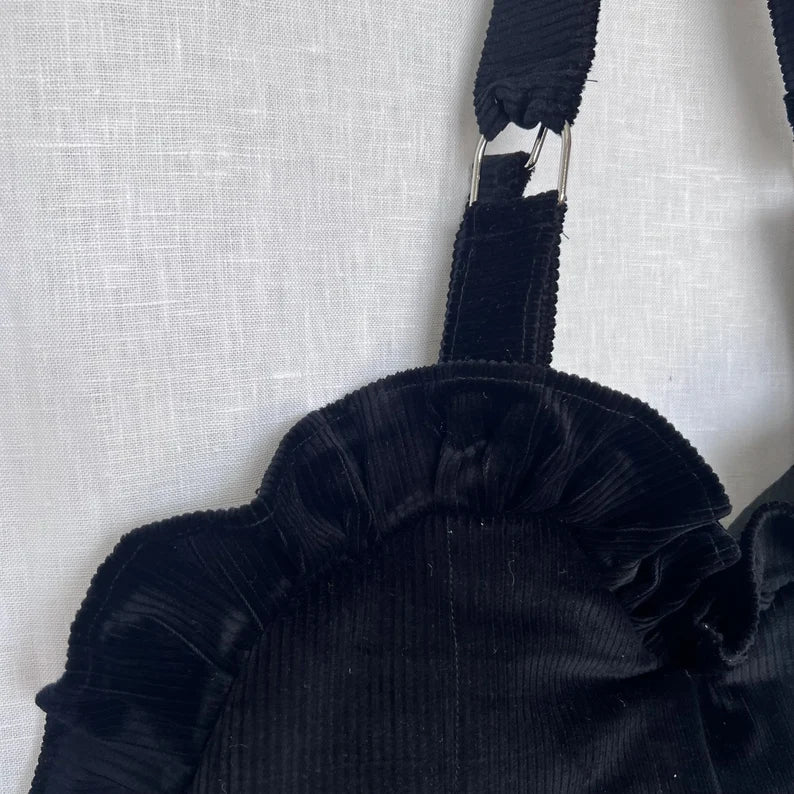 Lottie bag in black corduroy